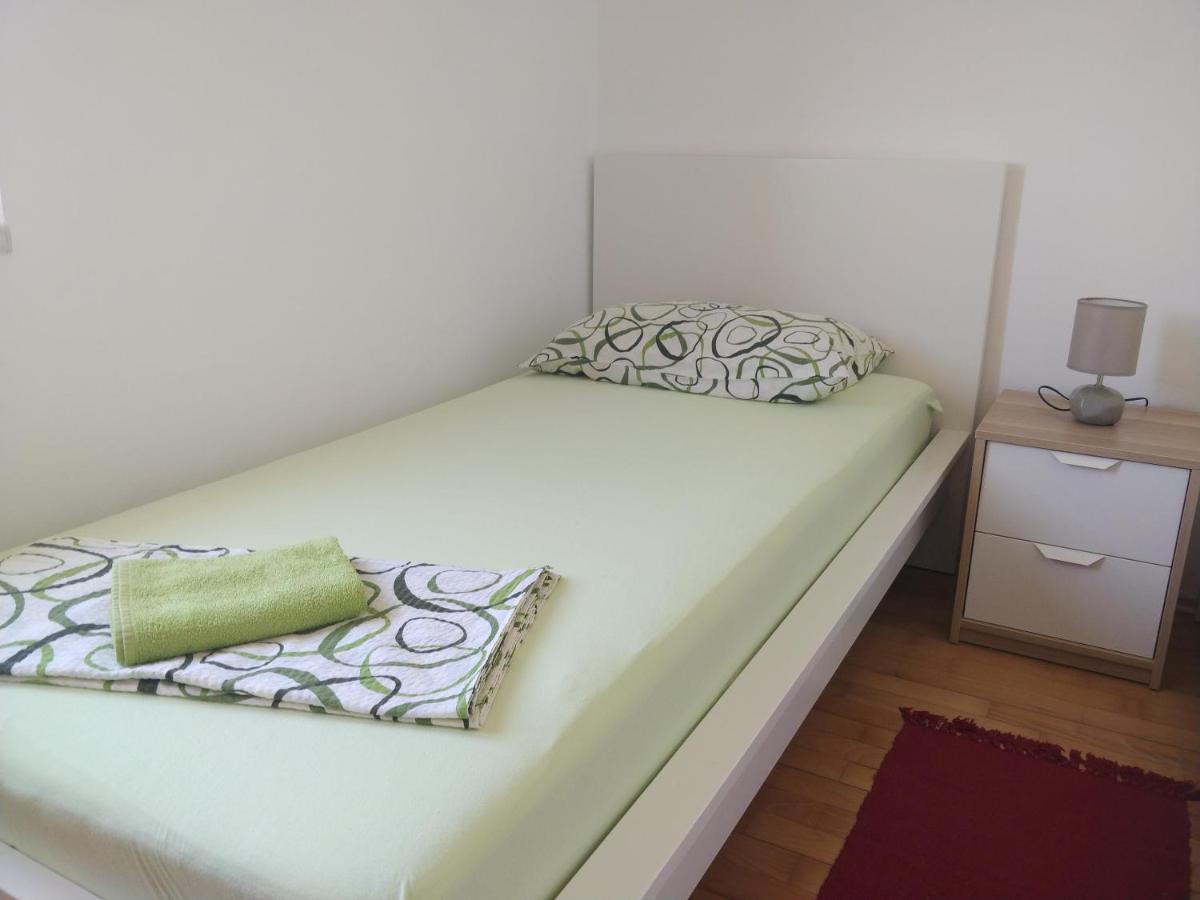 Apartments Booky Novalja Εξωτερικό φωτογραφία