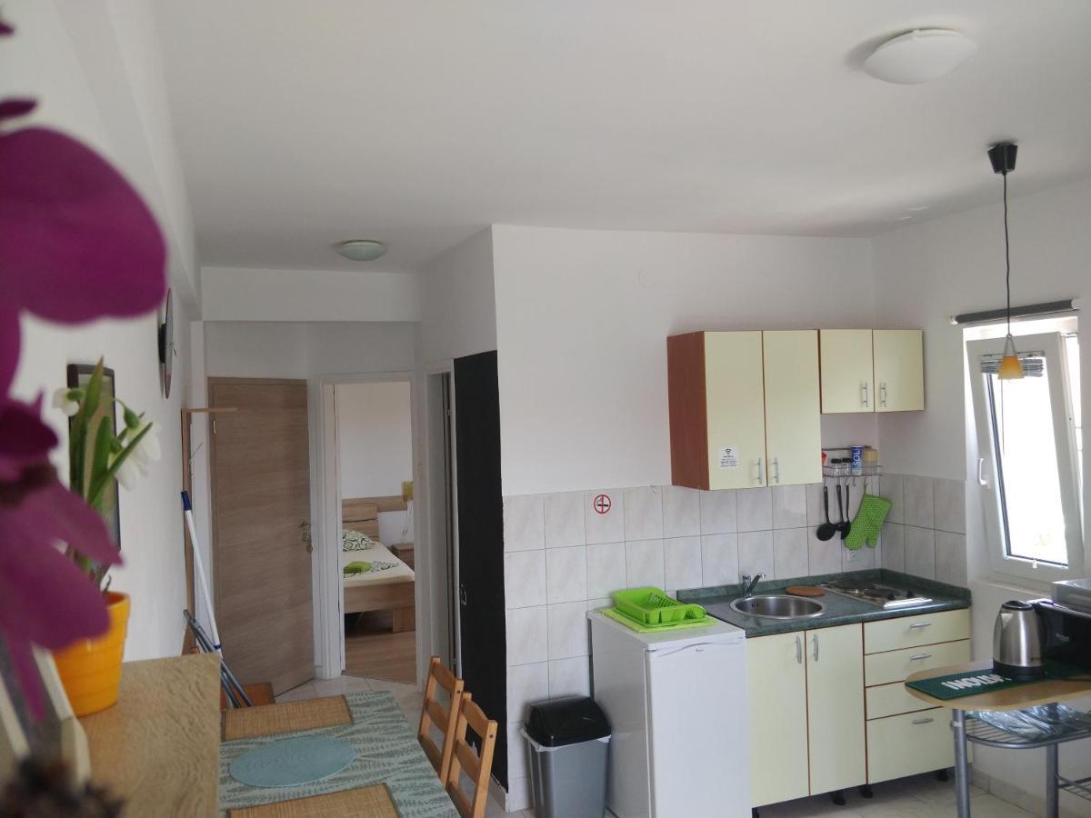 Apartments Booky Novalja Εξωτερικό φωτογραφία