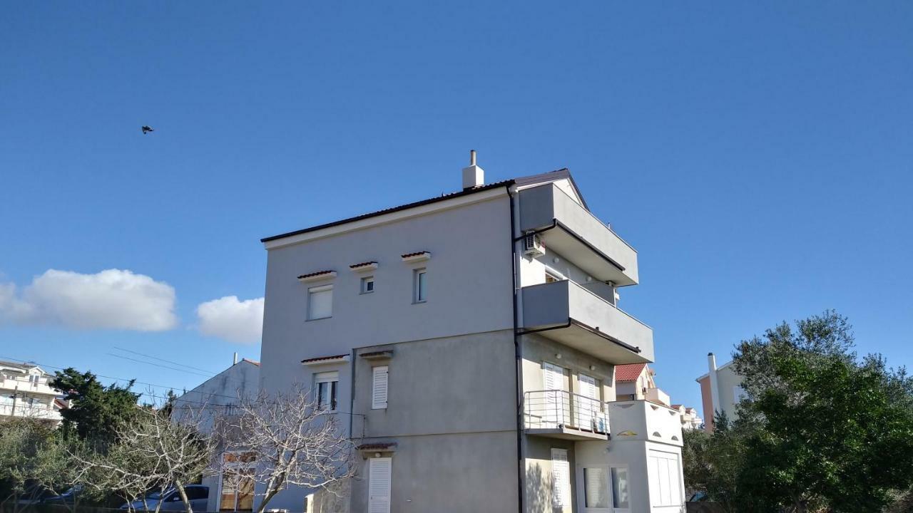 Apartments Booky Novalja Εξωτερικό φωτογραφία